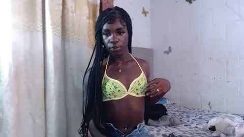 Snapshot of brianadollts1 chatting on 04.01.26 brianadollts1 online show from 04.01.26