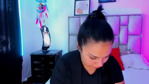     online show from 05.06.26