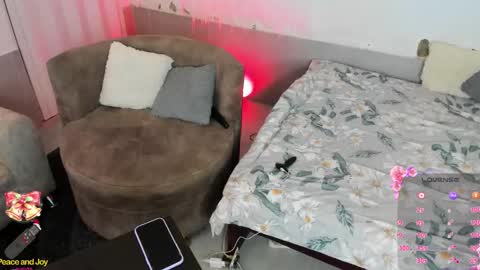 Snapshot of brianaharrizoon1 chatting on 11.20.25 briana online show from 11.20.25