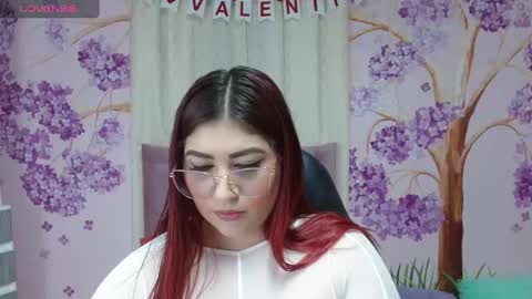 Snapshot of briathomas chatting on 02.14.25 DAYANNA online show from 02.14.25