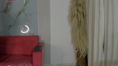    online show from 10.10.25