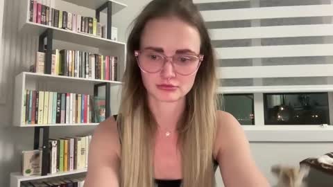 Snapshot of brigette_marie chatting on 11.16.25 brigette_marie online show from 11.16.25