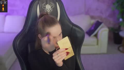 Diamonds Girls online show from 10.30.25