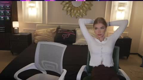 Diamonds Girls online show from 04.21.26