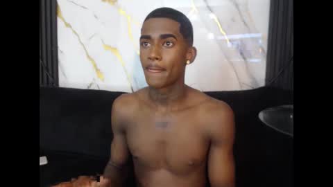 Snapshot of brihansexx chatting on 11.14.25 bhrian online show from 11.14.25