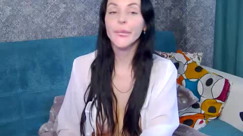 Nika online show from 11.22.25