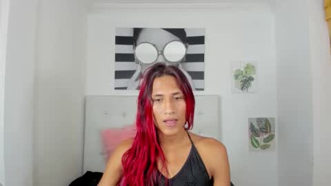 Snapshot of brisahott chatting on 11.01.25 Brisa online show from 11.01.25