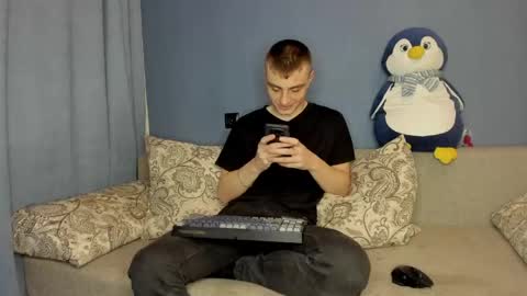 Snapshot of bristlebback chatting on 05.19.26 bristlebback online show from 05.19.26