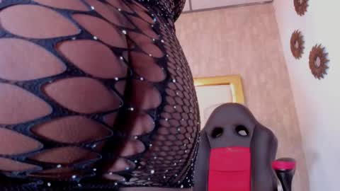 Britany jhonson online show from 10.23.25