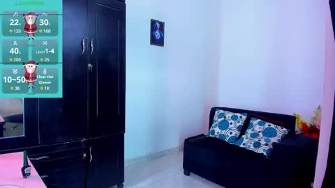 Snapshot of britannylord chatting on 12.18.25 britanny lord online show from 12.18.25