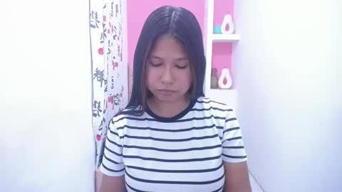 Snapshot of britanyx1 chatting on 12.28.24 britanyx1 online show from 12.28.24