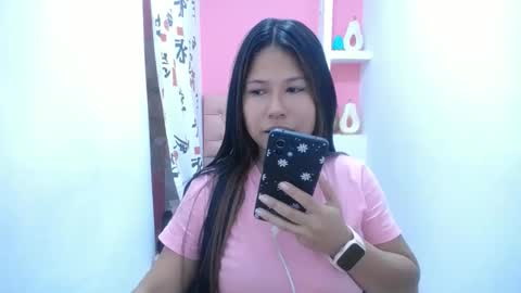 Snapshot of britanyx1 chatting on 12.30.24 britanyx1 online show from 12.30.24