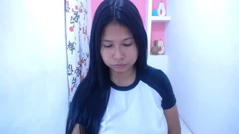 Snapshot of britanyx1 chatting on 01.16.25 britanyx1 online show from 01.16.25