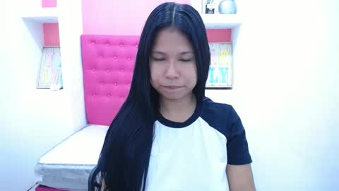 Snapshot of britanyx1 chatting on 02.23.25 britanyx1 online show from 02.23.25