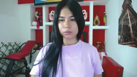 Snapshot of britanyx1 chatting on 09.27.25 britanyx1 online show from 09.27.25