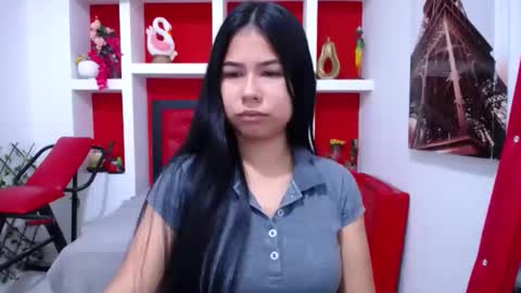 Snapshot of britanyx1 chatting on 10.01.25 britanyx1 online show from 10.01.25