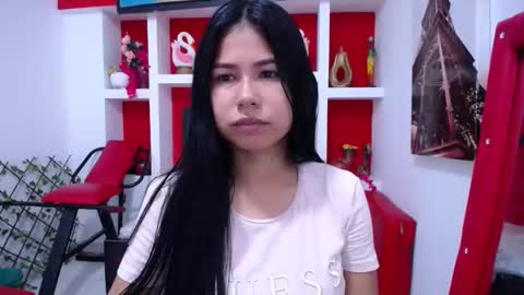 Snapshot of britanyx1 chatting on 10.24.25 britanyx1 online show from 10.24.25