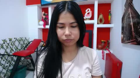 Snapshot of britanyx1 chatting on 11.11.25 britanyx1 online show from 11.11.25