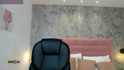 Snapshot of brithanycollins chatting on 10.07.25 Brithany online show from 10.07.25