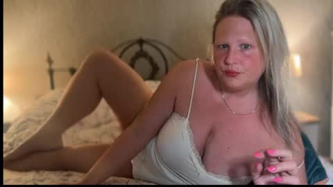 British Bella online show from 04.28.26