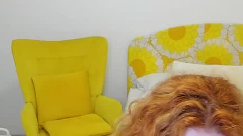 Snapshot of britishmilfpenelope chatting on 07.09.26 Penelope online show from 07.09.26