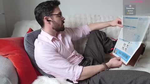 Snapshot of britishpoet chatting on 03.12.26 Callum online show from 03.12.26