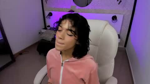 britney_collins_ online show from 07.21.26