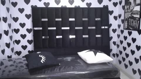 Britney  online show from 02.11.25