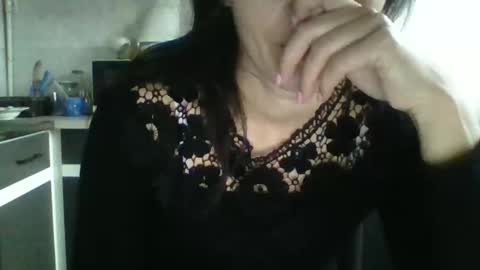 Snapshot of britneyamy chatting on 12.10.24 Britney online show from 12.10.24