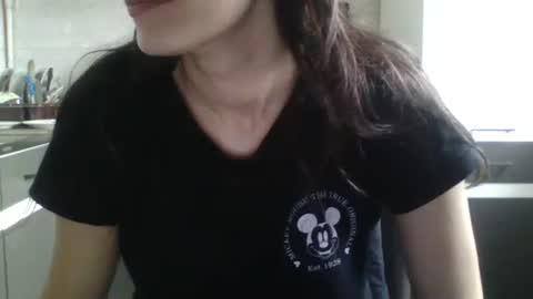 Snapshot of britneyamy chatting on 01.10.25 Britney online show from 01.10.25