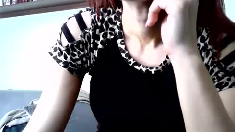 Snapshot of britneyamy chatting on 03.06.26 Britney online show from 03.06.26