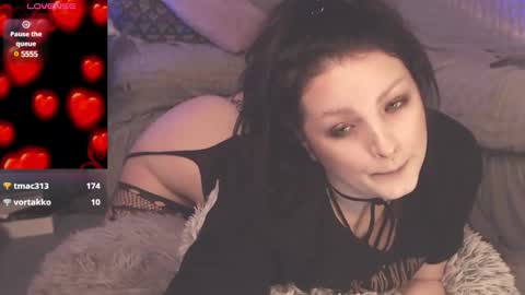 britneybarker online show from 02.13.25