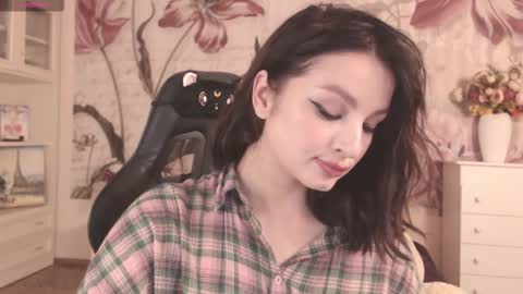 britneybarker online show from 09.16.25