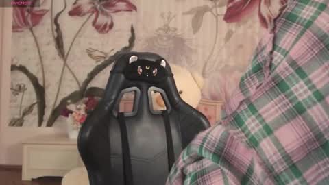 britneybarker online show from 11.21.25