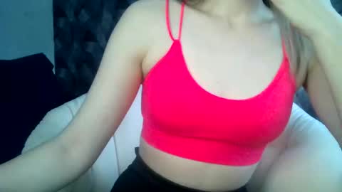 Snapshot of britneykittens chatting on 01.09.25 BritneyKittens online show from 01.09.25