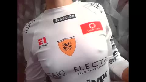 Snapshot of britneykittens chatting on 10.11.25 BritneyKittens online show from 10.11.25