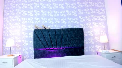 Snapshot of britneysweet_ chatting on 02.22.26 BritneySweet online show from 02.22.26