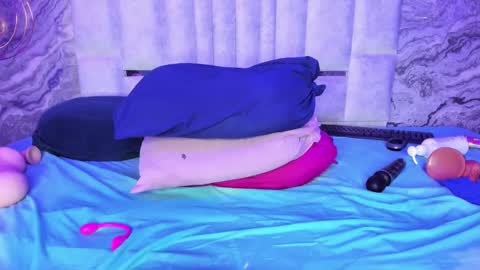 Britney online show from 02.08.25