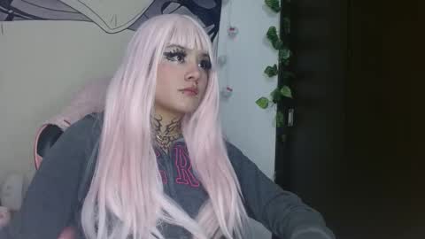 maru miaw   Please help me to reach 100 thumbs up online show from 12.16.25