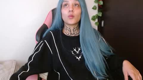 maru miaw   Please help me to reach 100 thumbs up online show from 03.13.26