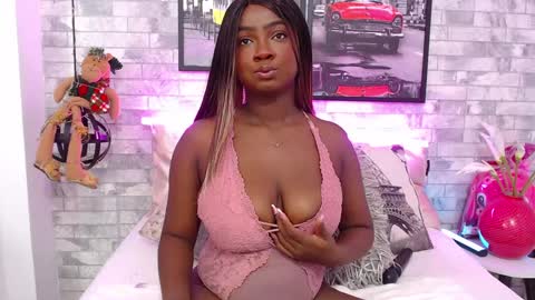 brittany 25 years old  happy as a worm  online show from 12.30.24