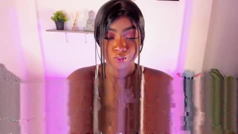 Snapshot of brittanyjhonnns chatting on 04.18.26 brittany 25 years old happy as a worm online show from 04.18.26