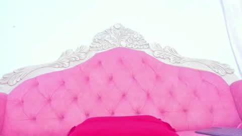 Snapshot of briyit_doll chatting on 10.07.25 BRIYIT online show from 10.07.25