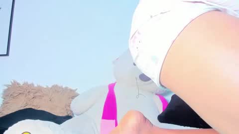 Snapshot of briyit_doll chatting on 10.13.25 BRIYIT online show from 10.13.25