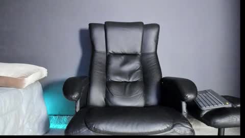 brockhurn_ online show from 10.25.25