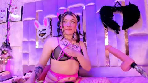     online show from 01.31.25