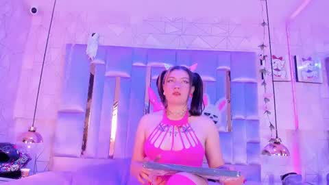     online show from 03.03.25