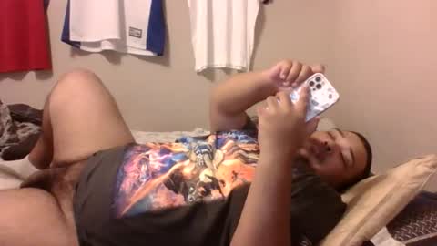 Snapshot of bronxforlife chatting on 12.20.25 bronxforlife online show from 12.20.25