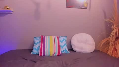 Brook online show from 02.05.26