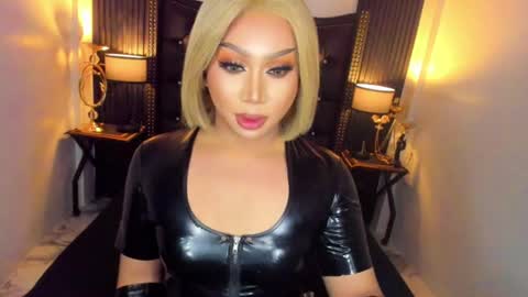 Snapshot of brooke_lyynnhypnoslve chatting on 06.22.26 My name is Miss- SAVANNA im a open-minded model with a passion for exploring my sexuality. I love to interact with my viewers online show from 06.22.26